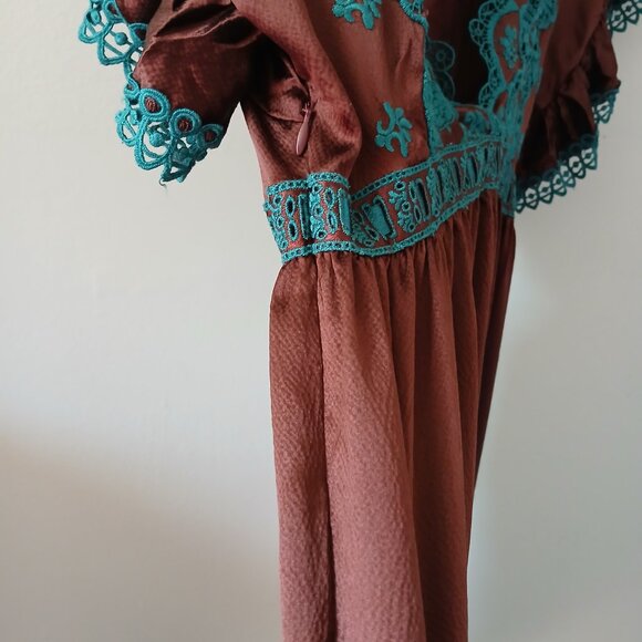 VTG Betsey Johnson Size 8 Women's‎ 100% Silk Dress Brown Blue Crochet Midi Lined - Picture 14 of 16